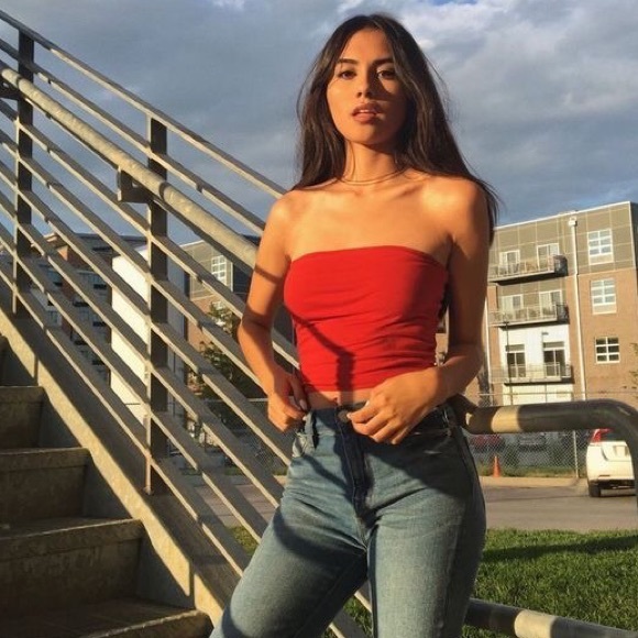 PacSun Tops - Red PacSun Ribbed Tube Top🍒